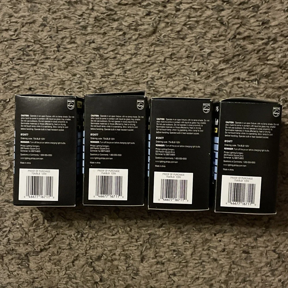 Set Of 4 NEW Philips 75 Watt Blacklight Indoor Light Bulb Black Light New In Box